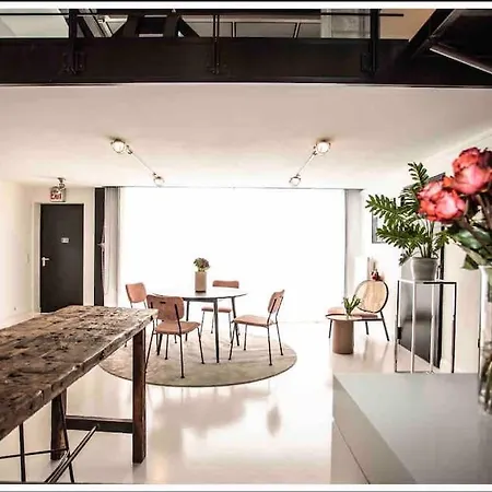 Apartment Ivory Loft / Carloft